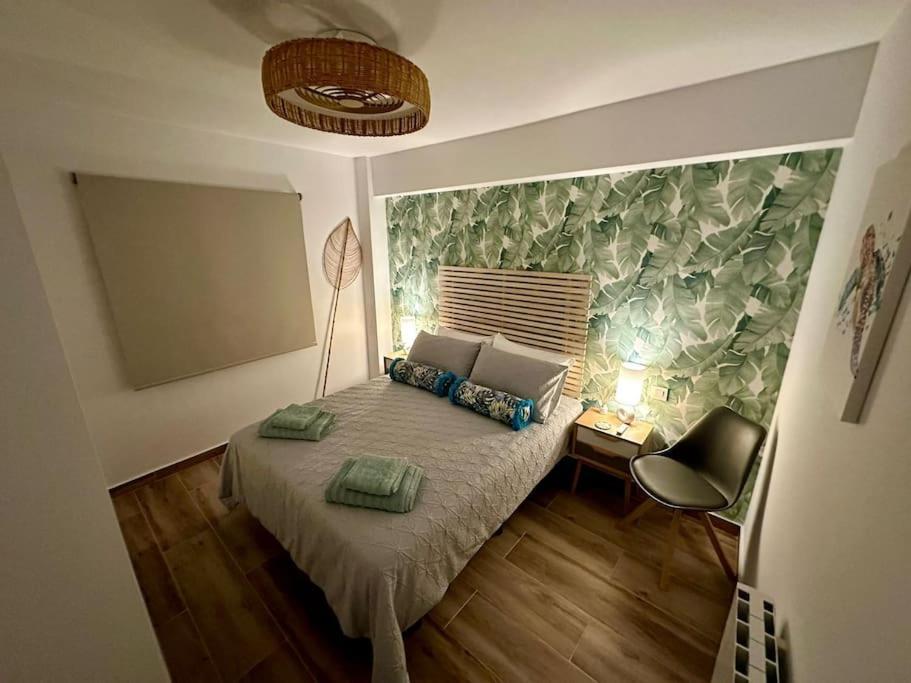 Waterfront 3 Bed Apartment, 90M From The Beach Platja de Larenal Exterior foto