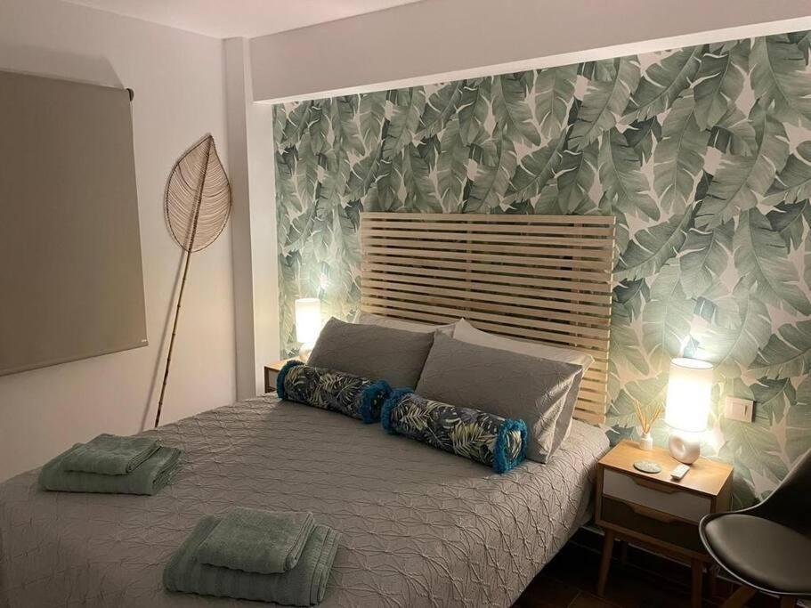 Waterfront 3 Bed Apartment, 90M From The Beach Platja de Larenal Exterior foto